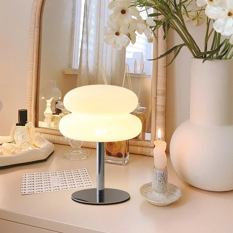 Bauhaus Tischlampe Kunststoff Lampenschirm Schlafzimmer Nachttisch Wohnzimmer Nordic Pilzlampe 9-stufige Helligkeit Dimmen Umgebungslicht