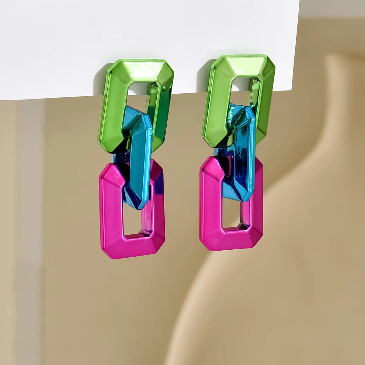 2023 neue Acryl Transparent pailletten geometrische Kette Tropfen Ohrringe für Frauen Trendy Metallic Lange Ohrring y2k Mädchen Schmuck Geschenke Image