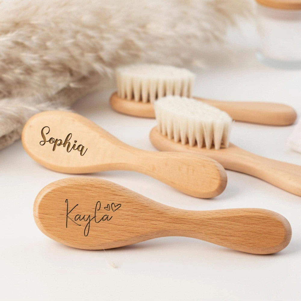 Personalisierte Baby-Haarbürsten aus Holz, Geburt/Taufe/Geburtstag, Baby-Geschenk, gravierter Säuglingsname, Neugeborenen-Haarbürste, Babyparty-Geschenk Image