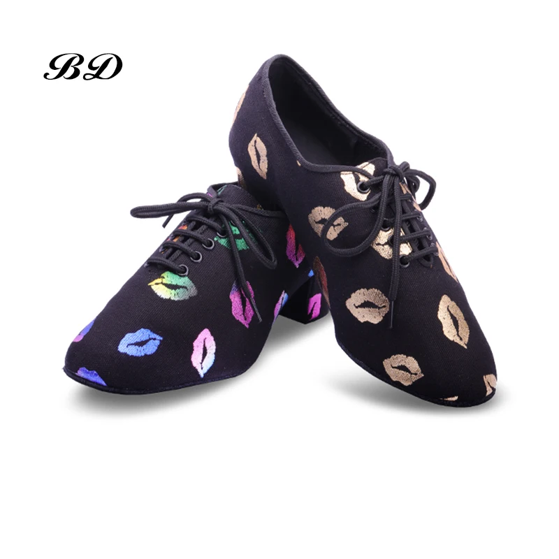 Turnschuhe Latin Dance Schuhe Frauen Echte BD t1 Lehrer Schuh Leinwand Schwarz Ferse 4,5 cm Männlich Weiblich Rote Lippen Oxford tuch Kostenlose Taschen Image