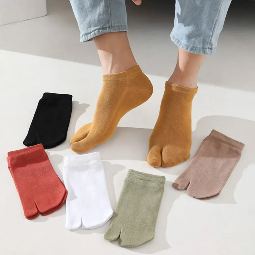 Baumwolle Paar Tabi Socken Solide Bequeme Atmungsaktive Zwei Zehen Socken Frauen Männer Nicht-slip Unsichtbare Low Cut Boot Socke Image