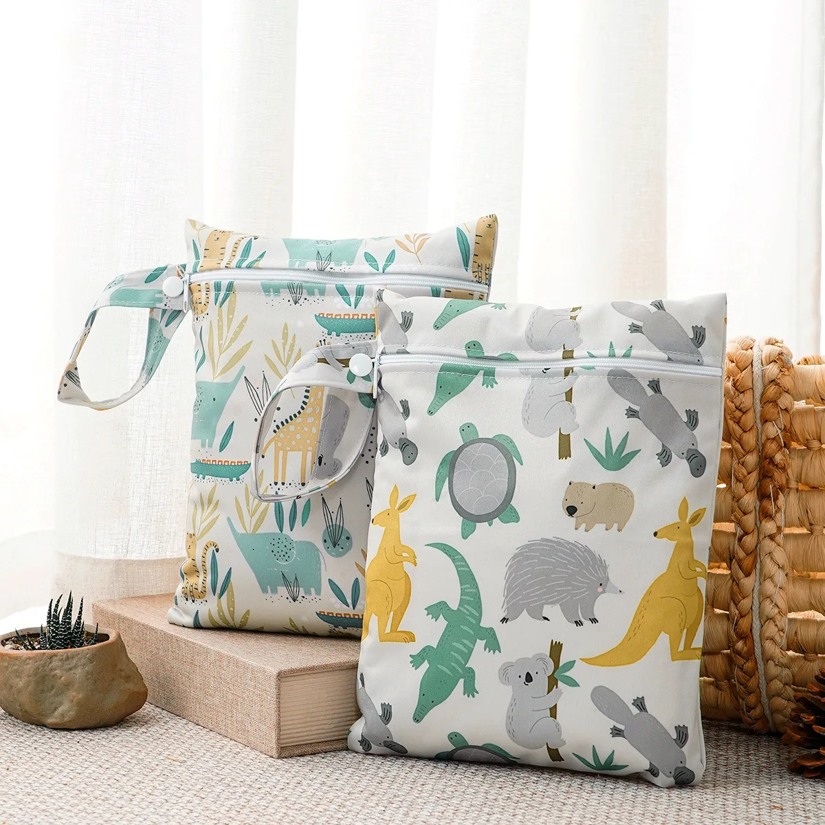 2er-Pack kleine Reißverschlusstaschen 18 x 25 cm – kompakter, wasserdichter Reise-Organizer für Essentials Baby Essentials Image