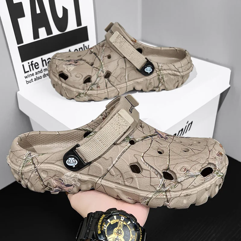 2024 Sommer-Herren-Sandalen, neue Hausgarten-Schuhe, bequeme und leichte Herren-Hausschuhe, rutschfeste Flip-Flop-Sandalen mit weichem Boden Image