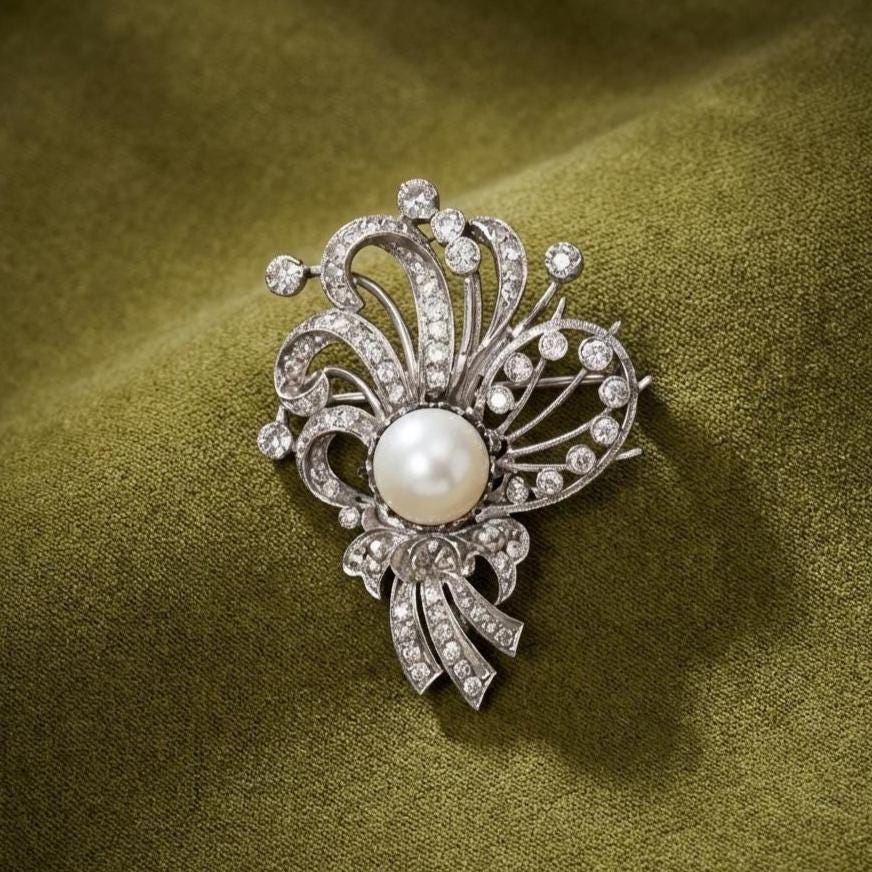 Spilla Art Déco con perle, spilla con perle vintage, simulante di diamanti, placcata in oro bianco 14k, spilla importante in argento sterling 925
