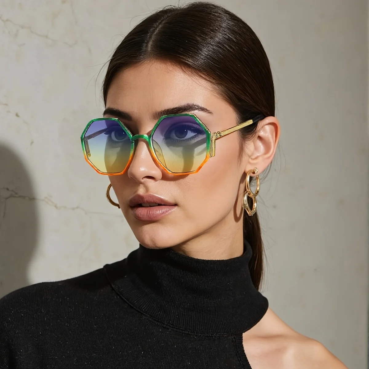 2025 Neue Sonnenbrille für Damen Avantgarde Geometrischer Mehrfarbiger Farbverlauf Halbkreisförmiger Rahmen Halbtransparente Brille für Frauen Image