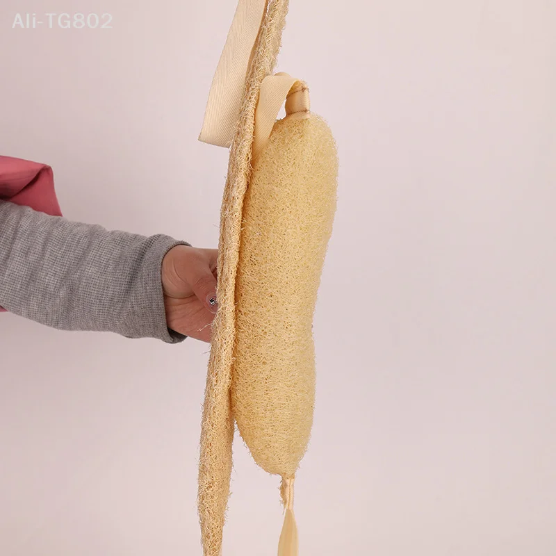 1 Stück Weiche Luffa-Peeling-Badebürste mit Rückengurt für Dusche, Spa, Massage und Hautreinigung Image