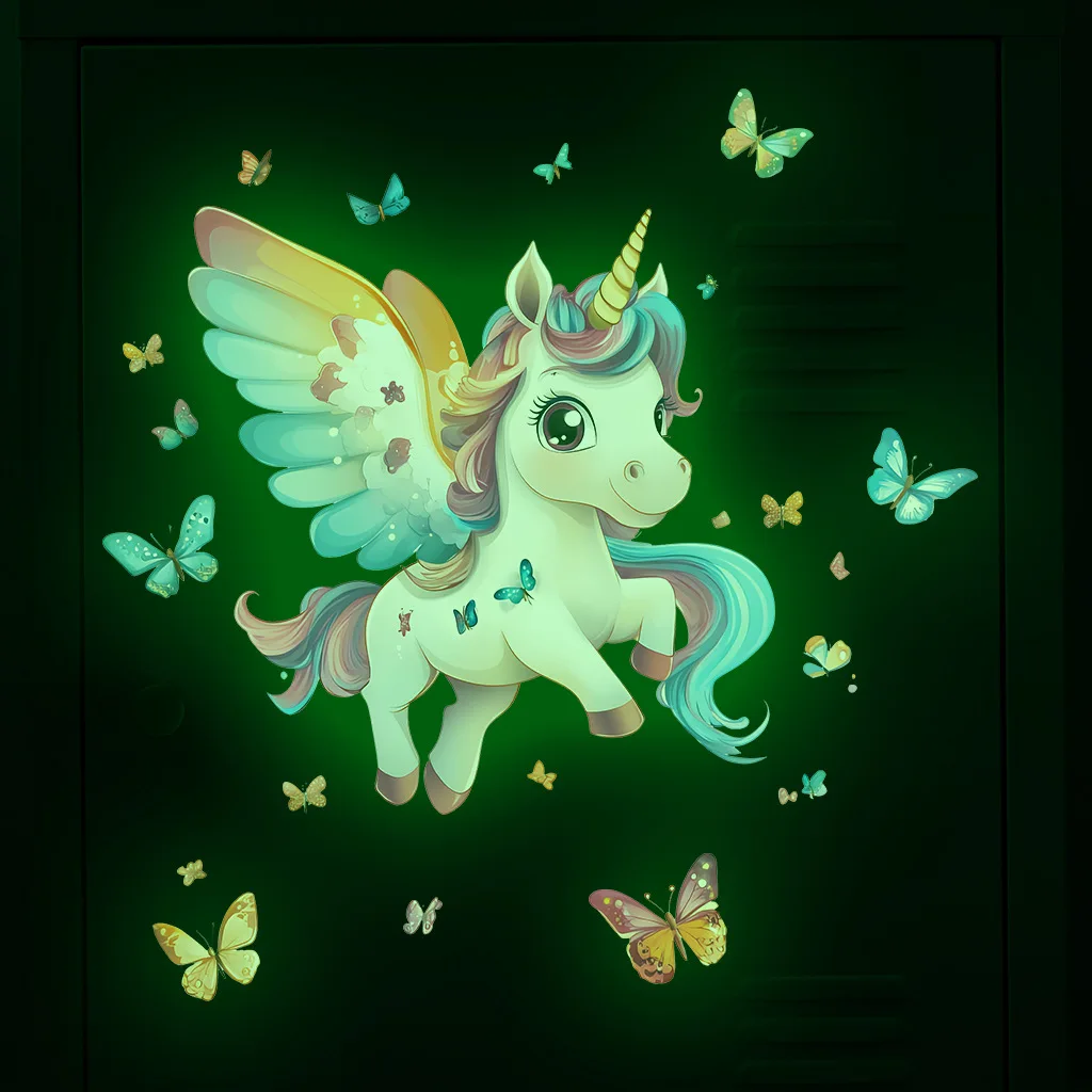 Adesivo da parete luminoso a forma di farfalla unicorno per la cameretta dei bambini, adesivi decorativi che si illuminano al buio, adesivi decorativi impermeabili autoadesivi