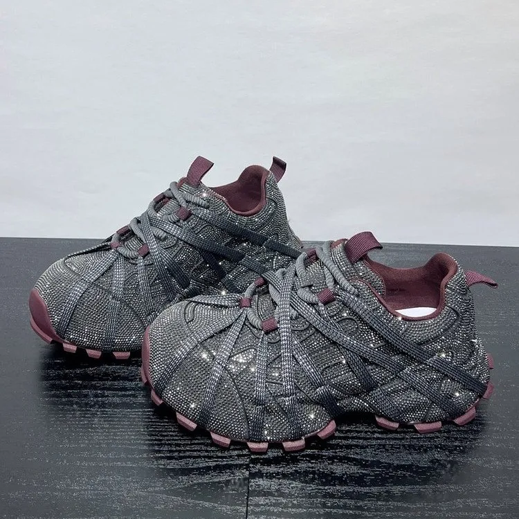 Sneakers da Donna con Plateau e Stelle, Nuove Scarpe Sportive Casual con Strass e Lacci per l'Autunno 2026, Sneakers Trendy