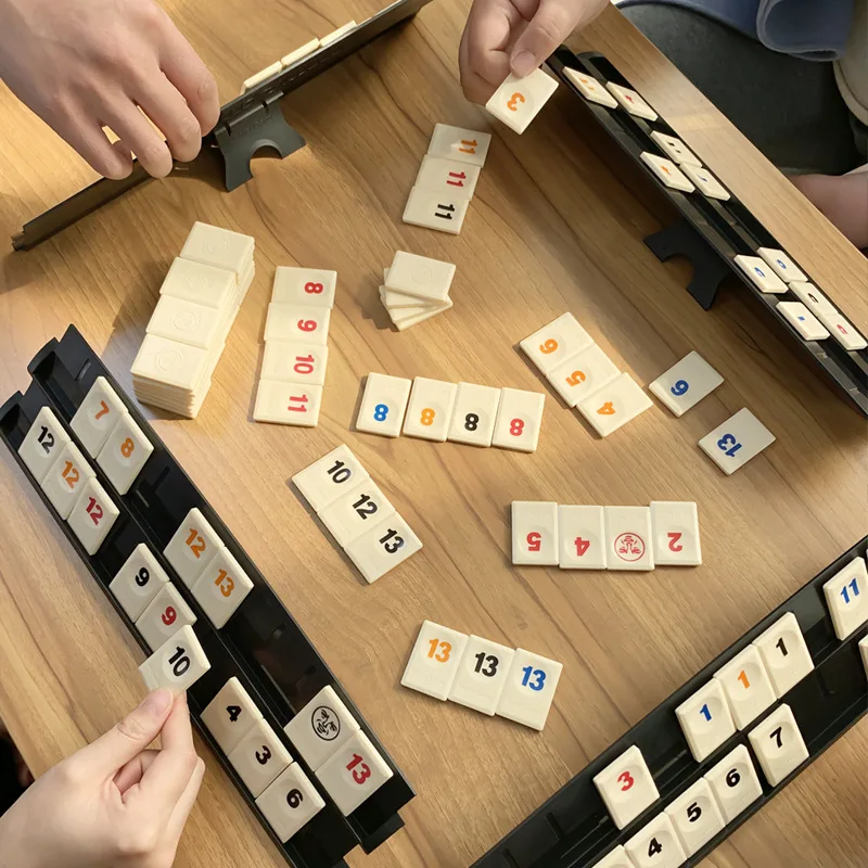 Ensemble de jeux de voyage : Rummy, Rummikub, Rummybrix, Mahjong - Jeux de société décontractés, Jeux de table, Jeux de tirage, Échecs, Jeu de correspondance des nombres, Jeu de voyage