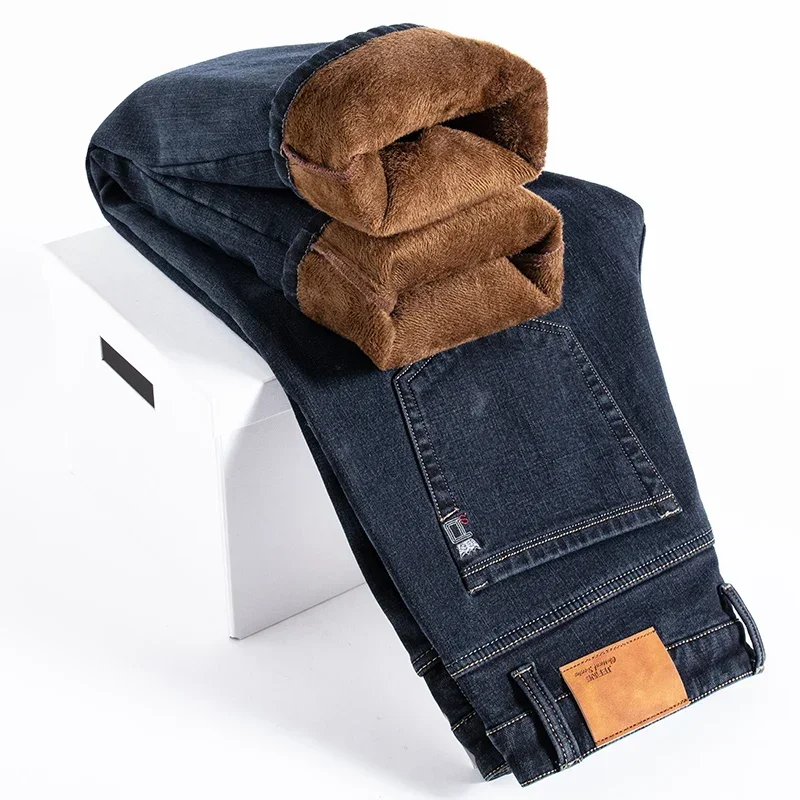 Winter Fleece männer Casual Jeans Stretch Mode Baumwolle Dicken Plüsch Warme Denim Hosen Männliche Marke Hosen Plus Größe 42 44 46