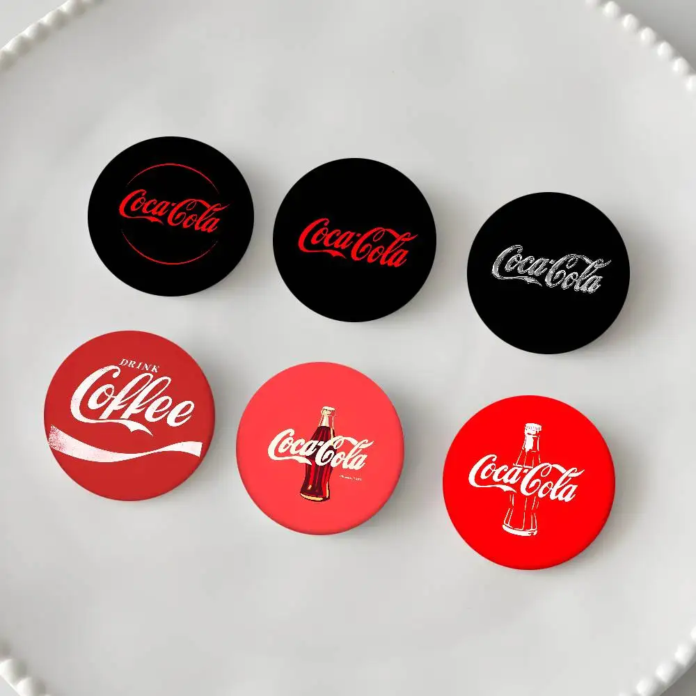 Soda Water C-Coca-C-Cola Abzeichen, rundes Abzeichen, Weißblech, Münzbrosche, Kleidung, Rucksack, Zubehör, Anstecknadel