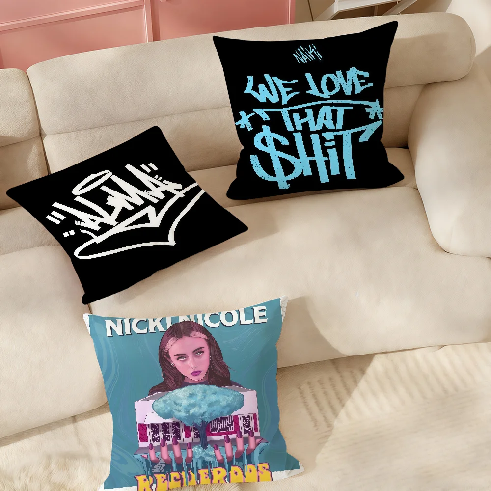 Rapper N-nicki Nicole Kissenbezug, geeignet für Schlafzimmer, Wohnzimmer, Autos, Heimdekoration Image