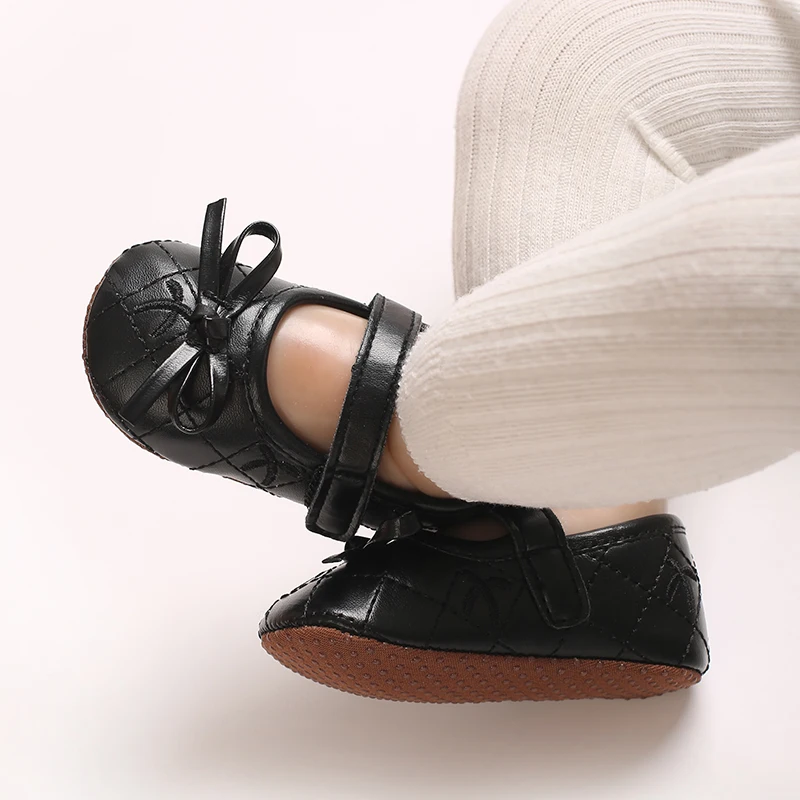 0-18 Monate Baby Mädchen Lederschuhe Neue Frühlings- und Herbstschuhe mit Schleife Prinzessinnen-Schuhe Baby Weichsohlen-Einzelschuhe Baby Lauflernschuhe