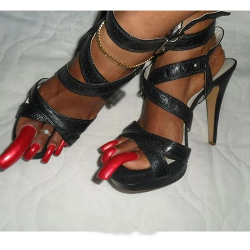 Schwarze, matte Ledersandalen mit Schnalle, Peep-Toe, dünner hoher Absatz, modisch, cool, sexy, Sommer, lässig, große Größe, Damenschuhe, Zapatillas Mujer