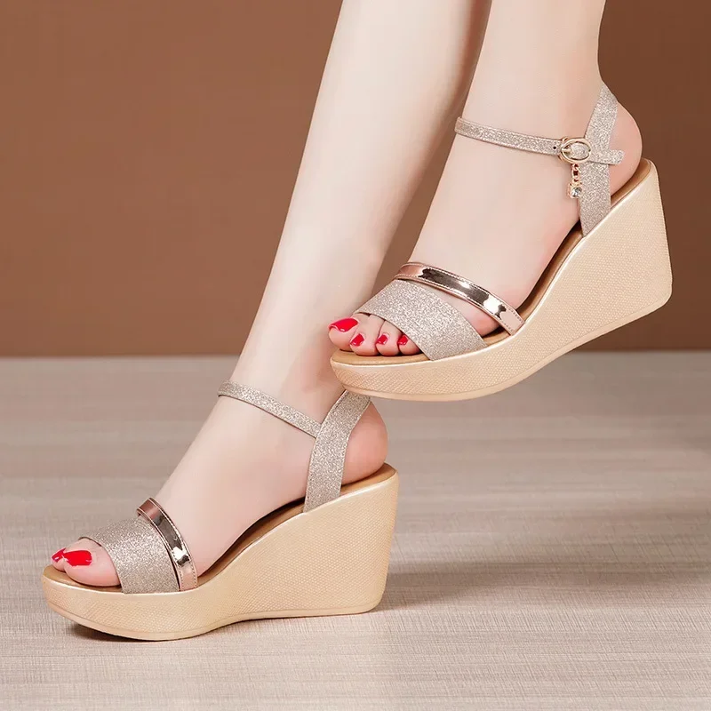 8 cm kleine Größe 32-43 All Match dicke Plateau-Keilsandalen Sommer 2025 Damen-High-Heels-Schuhe für Casual Office Mom Beach