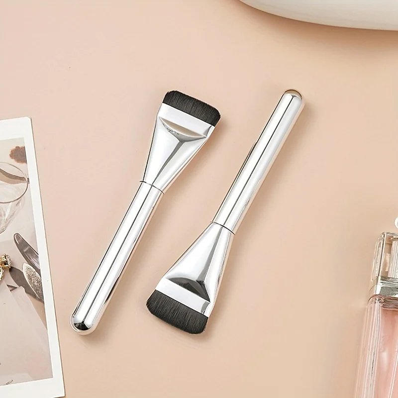 Ultradünner Foundation-Pinsel – für Primer und Concealer, perfekt zum Konturieren des Gesichts, geeignet für Männer und Frauen. Image