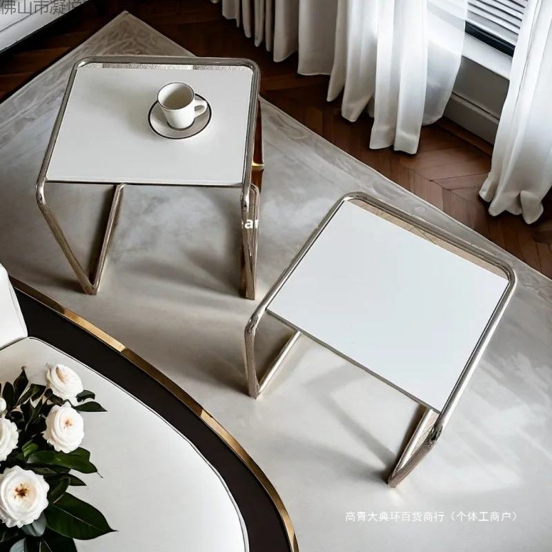 Couchtisch im koreanischen Stil, modernes Sofa-Regal, Schlafzimmer-Beistelltisch im luxuriösen Stil Image