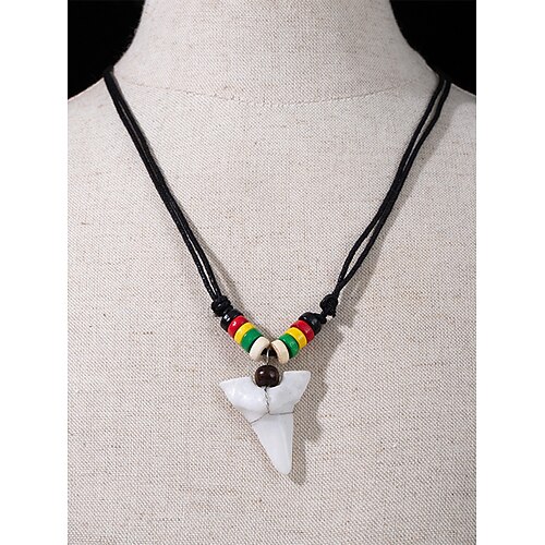Boho-Halskette für Herren mit Wolfszahnanhänger im Vintage-Stil – Anhänger aus Knochenimitat mit verstellbarer Wachskordel, ethnischer Schmuck im Tribal-Stil aus Acryl, ideal für Sommerurlaub am Image