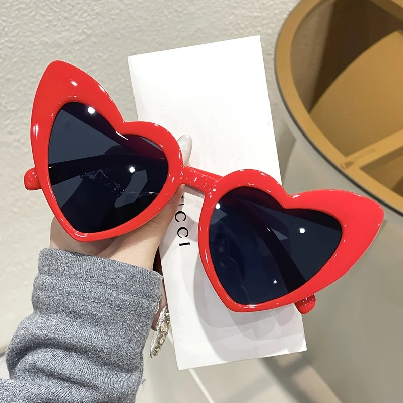 Radfahren Herz Sonnenbrille Frauen Vintage Rote Herzen Geformte Sonnenbrille Damen Retro Marke Designer Brillen für Weibliche Shades Image