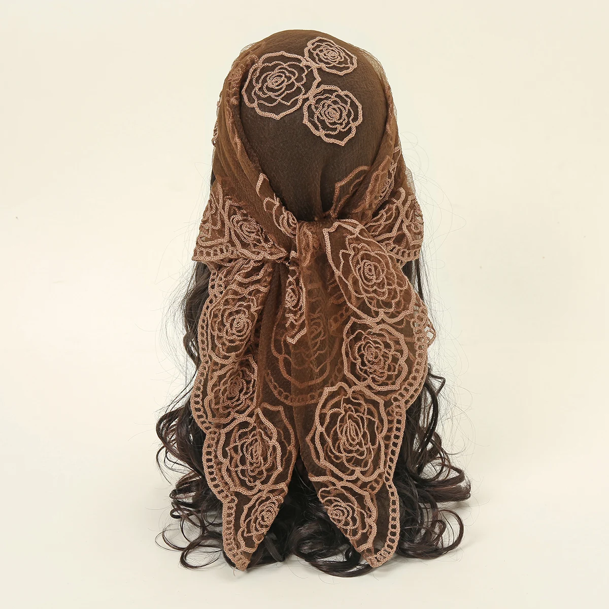 80*80cm Spitze Quadrat Bandanas Stil Rock Stickerei Floral Stirnband Net Atmungsaktive Hijab Durch Kopftuch Muslimischen Frau schleier Image