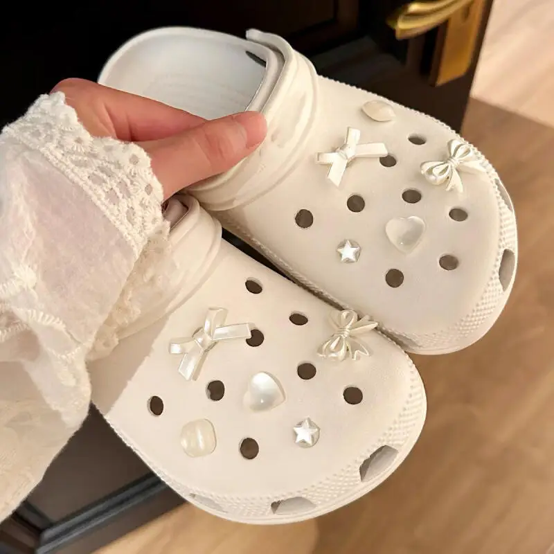 Elegante Ballett-Schuh-Charms mit weißer Schleife, Set für Sommer 2026, koreanische Sandalen, Clogs, Blumen-Accessoires, DIY-Dekorationen für Damenschuhe