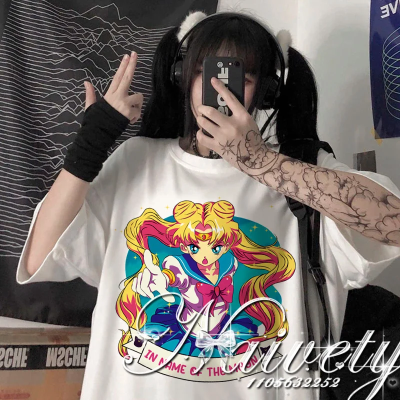 2026 Sommer Retro Sailor Moon Cartoon Print Oversized T-Shirt Y2K Lässiges Baumwoll-T-Shirt für Erwachsene und Kinder, Persönliches Mode-Oberteil Image