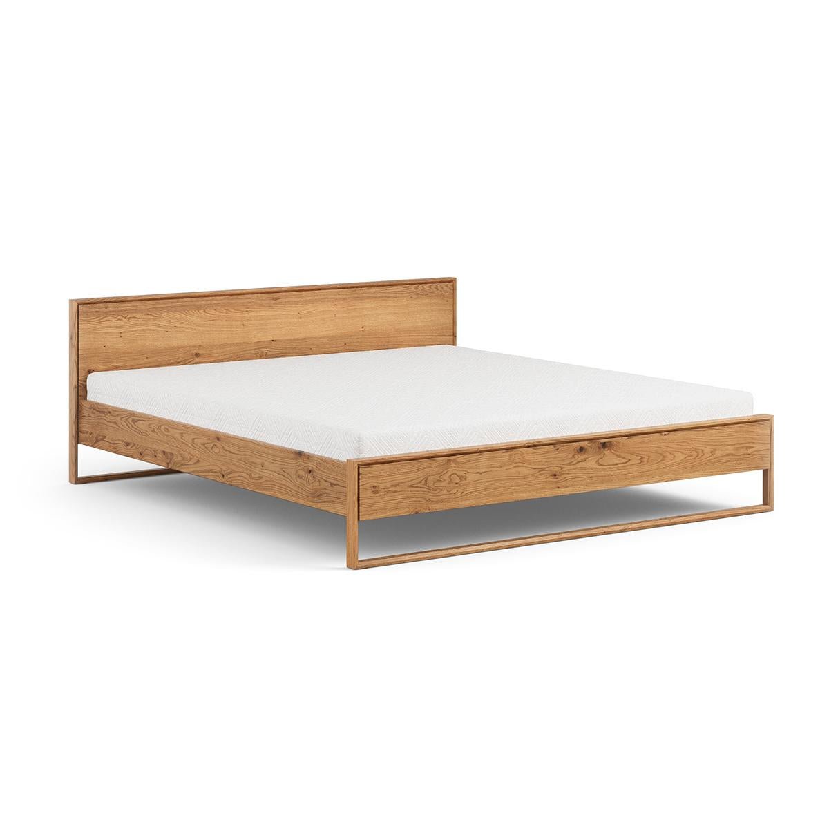Bett Arlon Eiche massiv geölt 140x200 cm Tabak