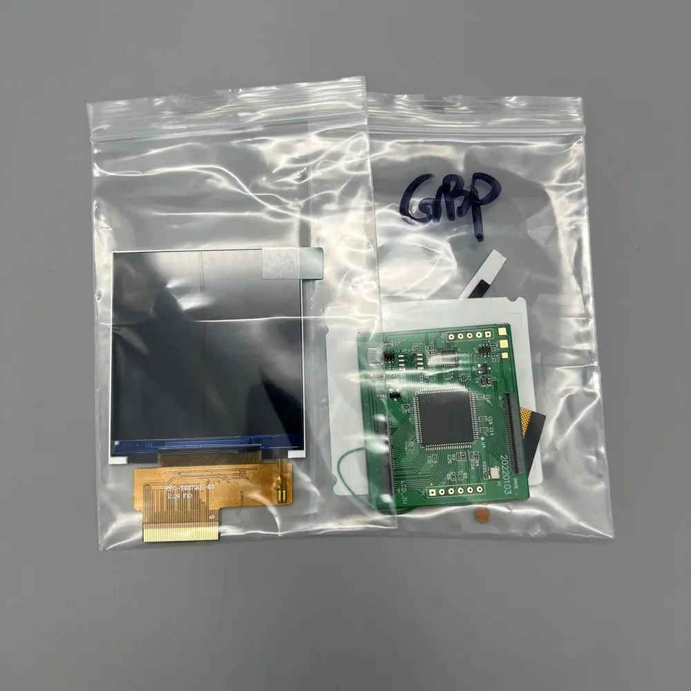 neuer GBP-LCD-Bildschirm. Einfach zu installierender 2,6-Zoll-IPS-LCD-Bildschirm in Originalgröße mit hoher Helligkeit, geeignet für Gameboy Pocket. Image