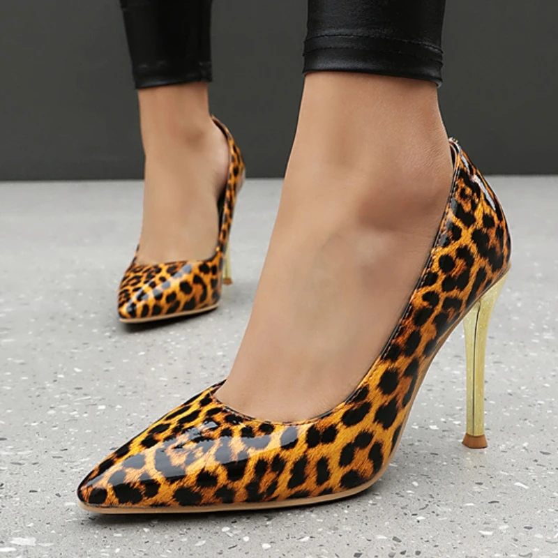 Damen High Heels Pumps Schuhe Große Größe 48 Modische Spitze Sexy Leopardenmuster Hochzeit Tanzschuhe Damen 2026 Übergröße