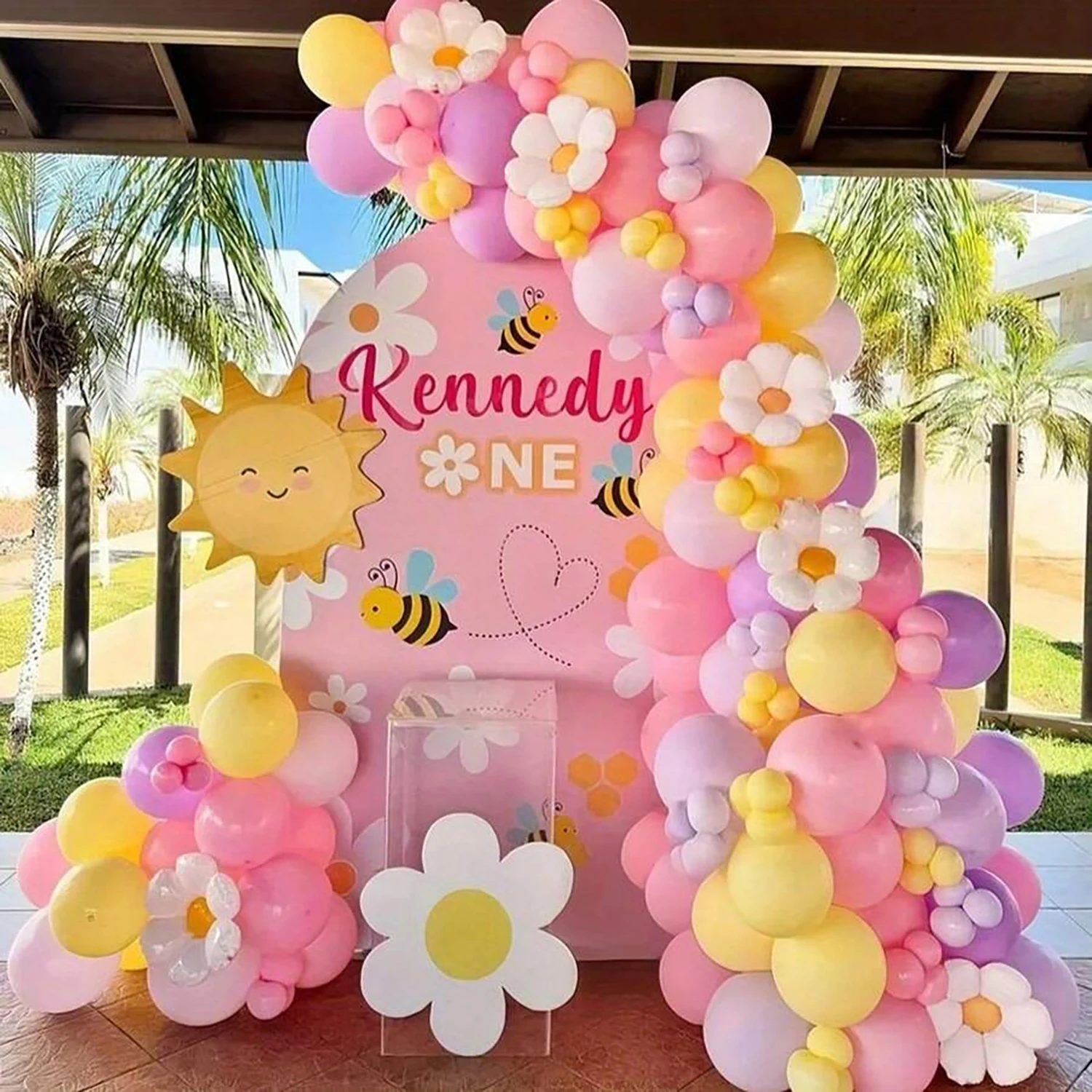 121-teiliges Gänseblümchen-Latexballon-Kranz-Set, geeignet für Hochzeitssaison, Geburtstage, Pop-Partys und Brautpartys. Image