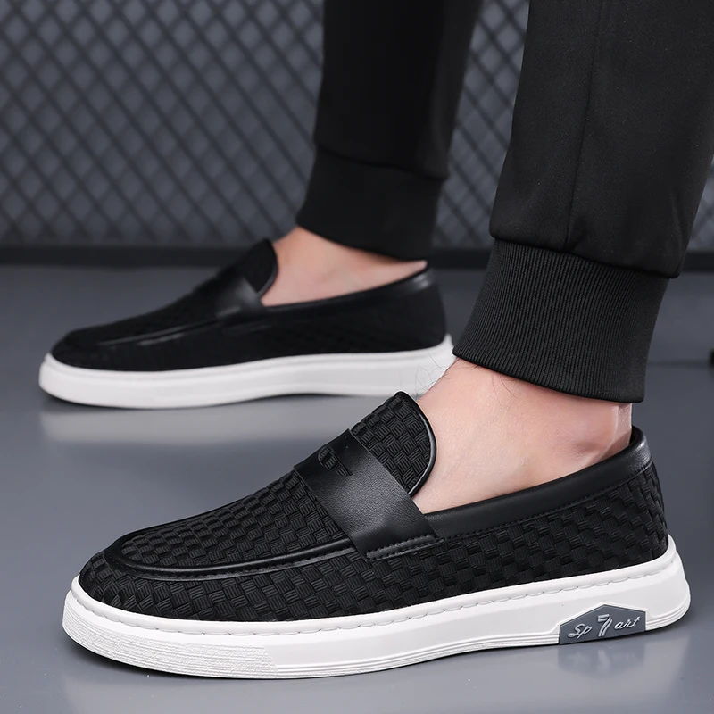 Modische Slip-on Loafer Herrenschuhe Weiche Freizeitlederschuhe Herren Sneakers Party Schuhe mit Webmuster für Männer Flache Freizeitschuhe