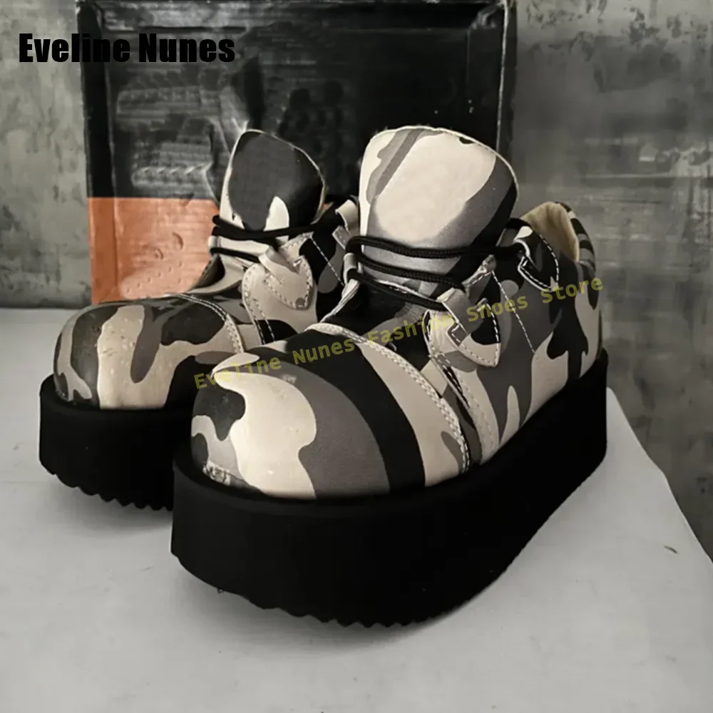 Streetwear Y2K Street Style 2026 Trend für Damen Chunky Sole Klettverschluss Freizeitschuhe Schwarze Gothic Punk Plateau-Sneaker