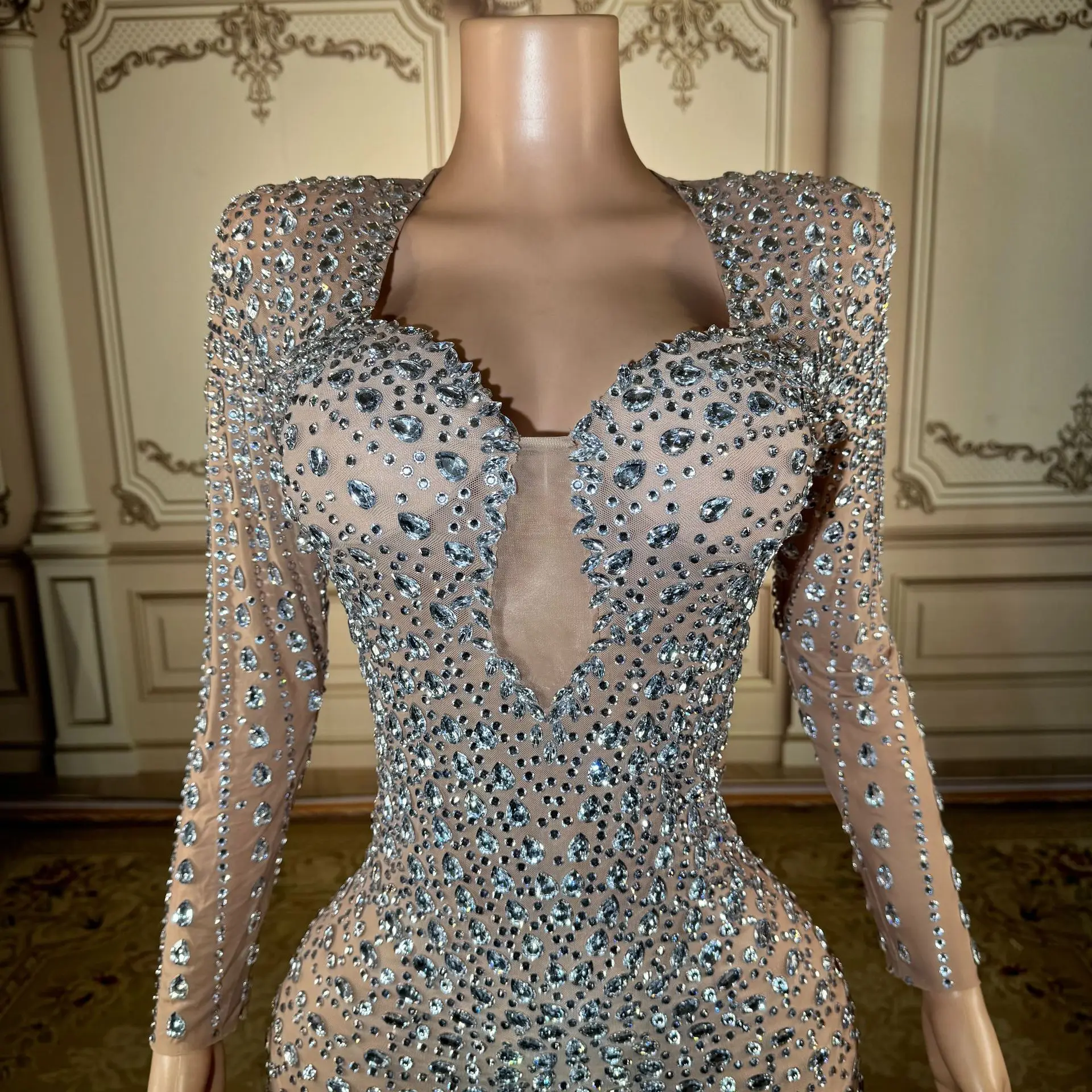 Strapless See Through Sexy Slit Floor Length Dress for High Class Evening Event Red Carpet Walk Wedding Gown