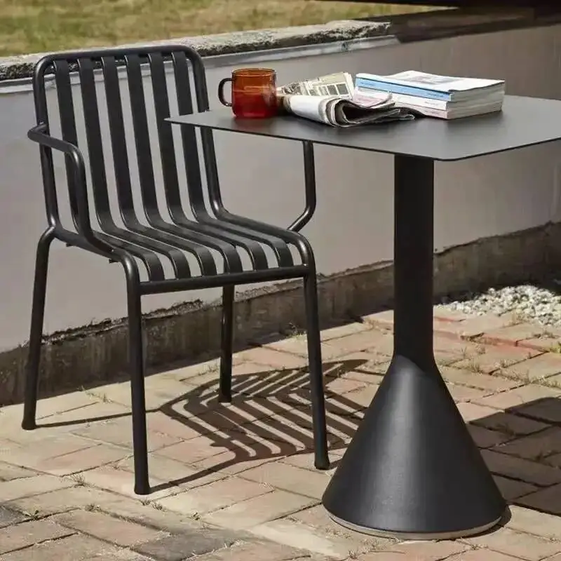 Metal Outdoor Garden Chairs, Modern Minimalist Patio Chair, Weather-Resistant Furniture for Garden & Balcony Decor