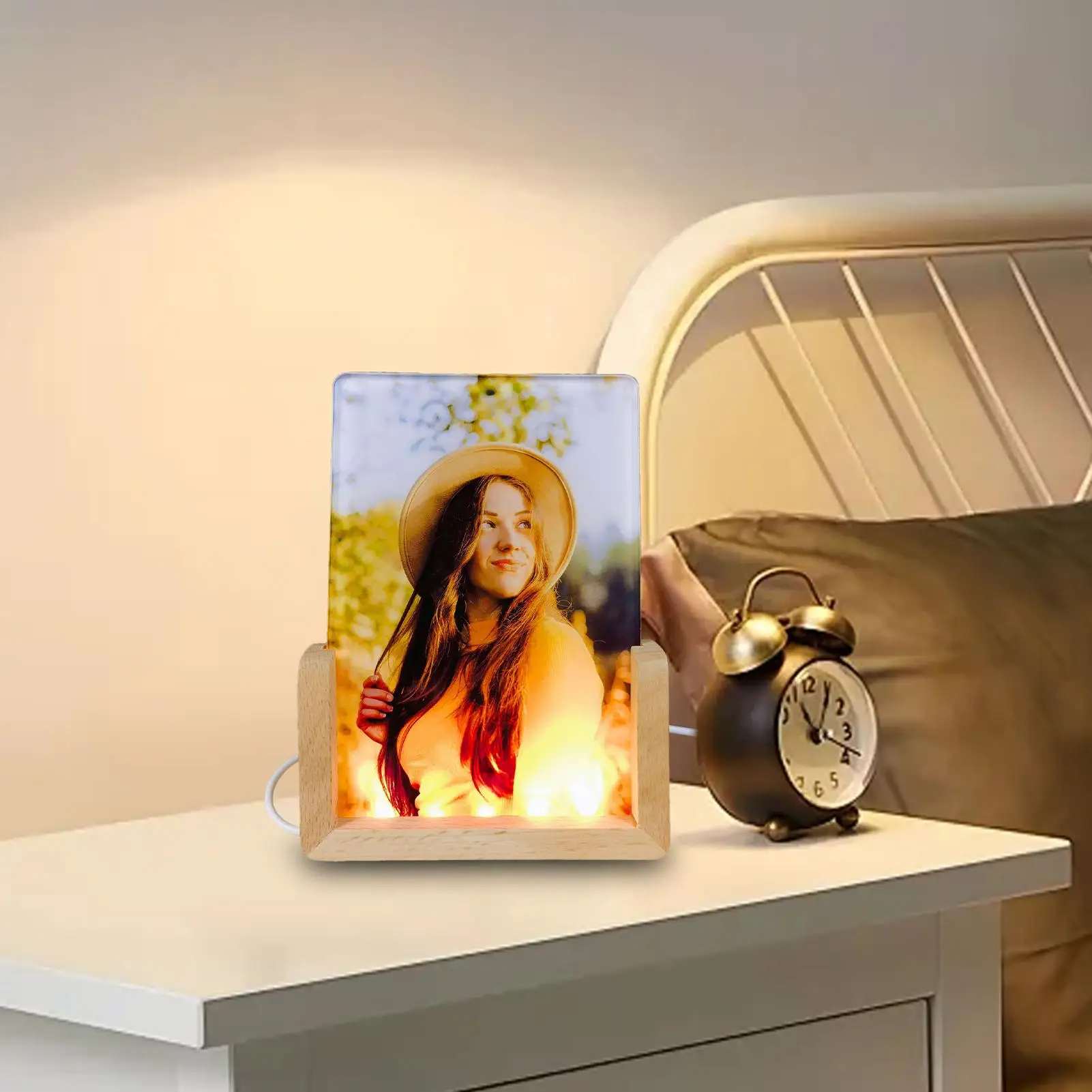 Neuer kreativer Fotorahmen aus Walnuss/Buche, Acryl-U-Form, transparenter Rahmen mit warmem Licht, Holzbilderrahmen, Dekoration Image