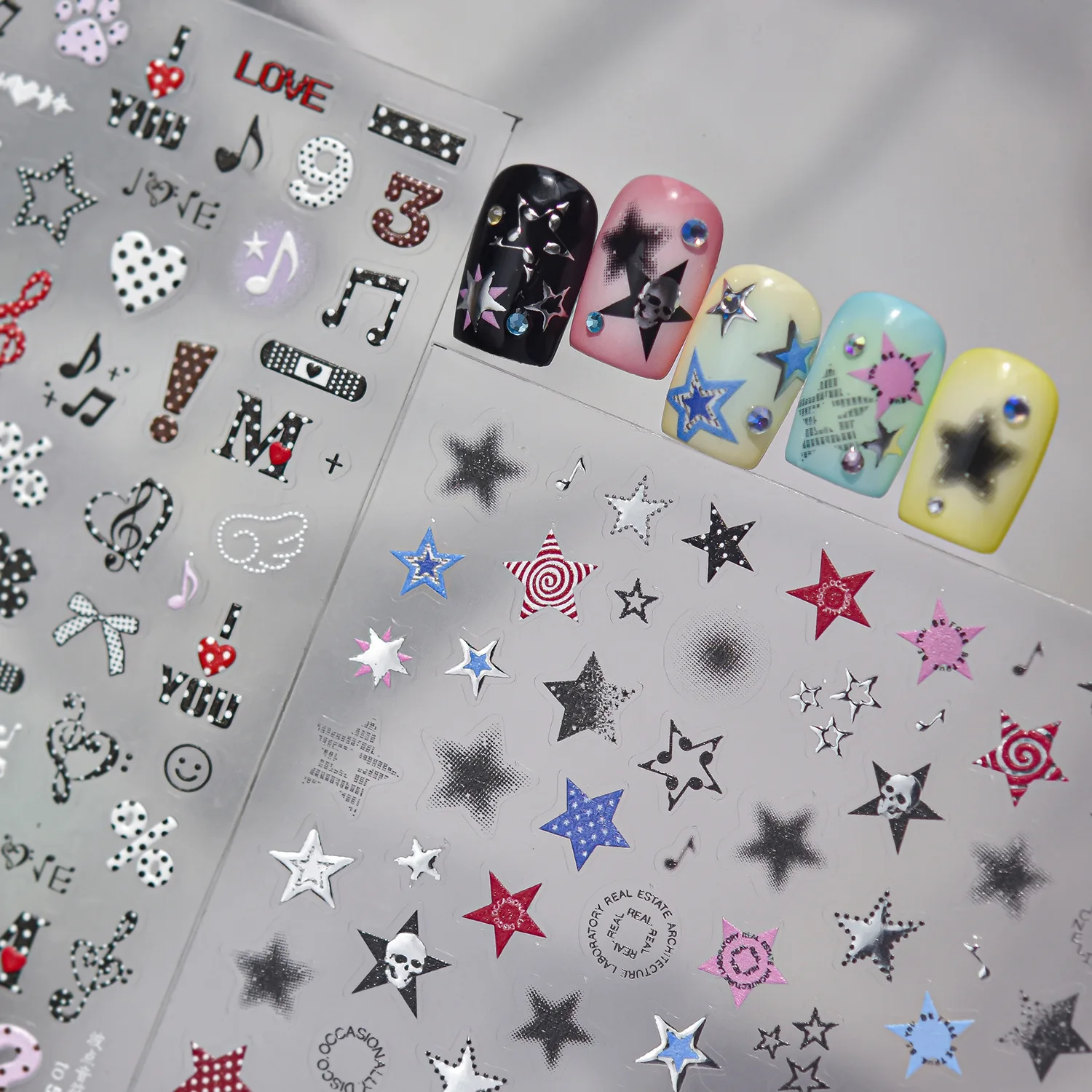 5D Retro Coole Nagelaufkleber Dunkle Y2K Stern Totenkopf Mix Karo Punkt Spirale Musiknoten Runde Punkte Selbstklebende Nagelsticker Deko DIY Image