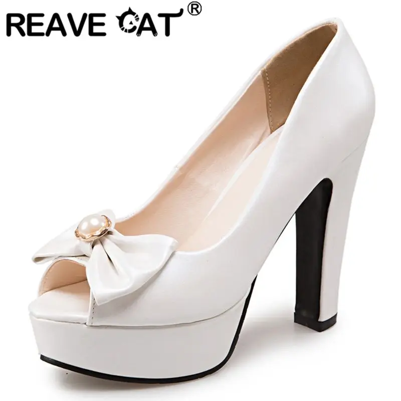 REAVE CAT Süße Sexy Frauen Sandalen Peep Toe Block Heels 12 cm Plattform 3 cm Schleife Plus Größe 46 47 48 Mode Dating Party Schuhe