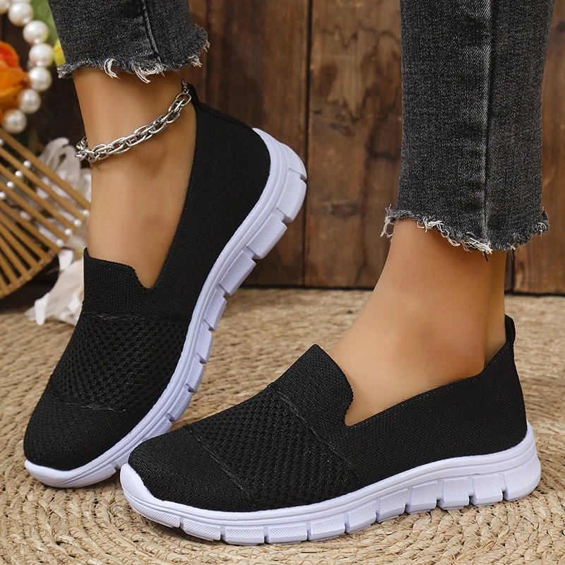 Leichte Weiche Sohle Frauen Casual Schuhe Sommer Atmungsaktive Stricken Slip Auf Turnschuhe Frau Anti Slip Komfort Wanderschuhe Plus Größe