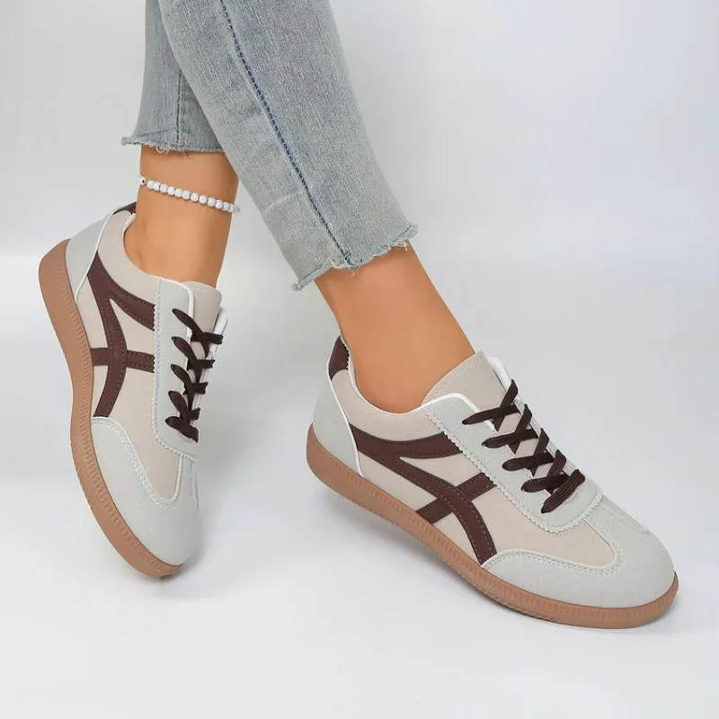 Große Größen Damen-Laufschuhe Modische Retro Casual Allround-Sneaker mit Flacher Sohle Herbstsaison Weiße Schuhe