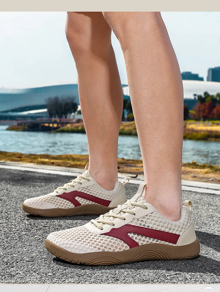 Atmungsaktives Mesh-Obermaterial Breite Zehenbox Freizeitschuhe Größen 39-48 Gummisohle Bequemes Schuhwerk für den Alltag