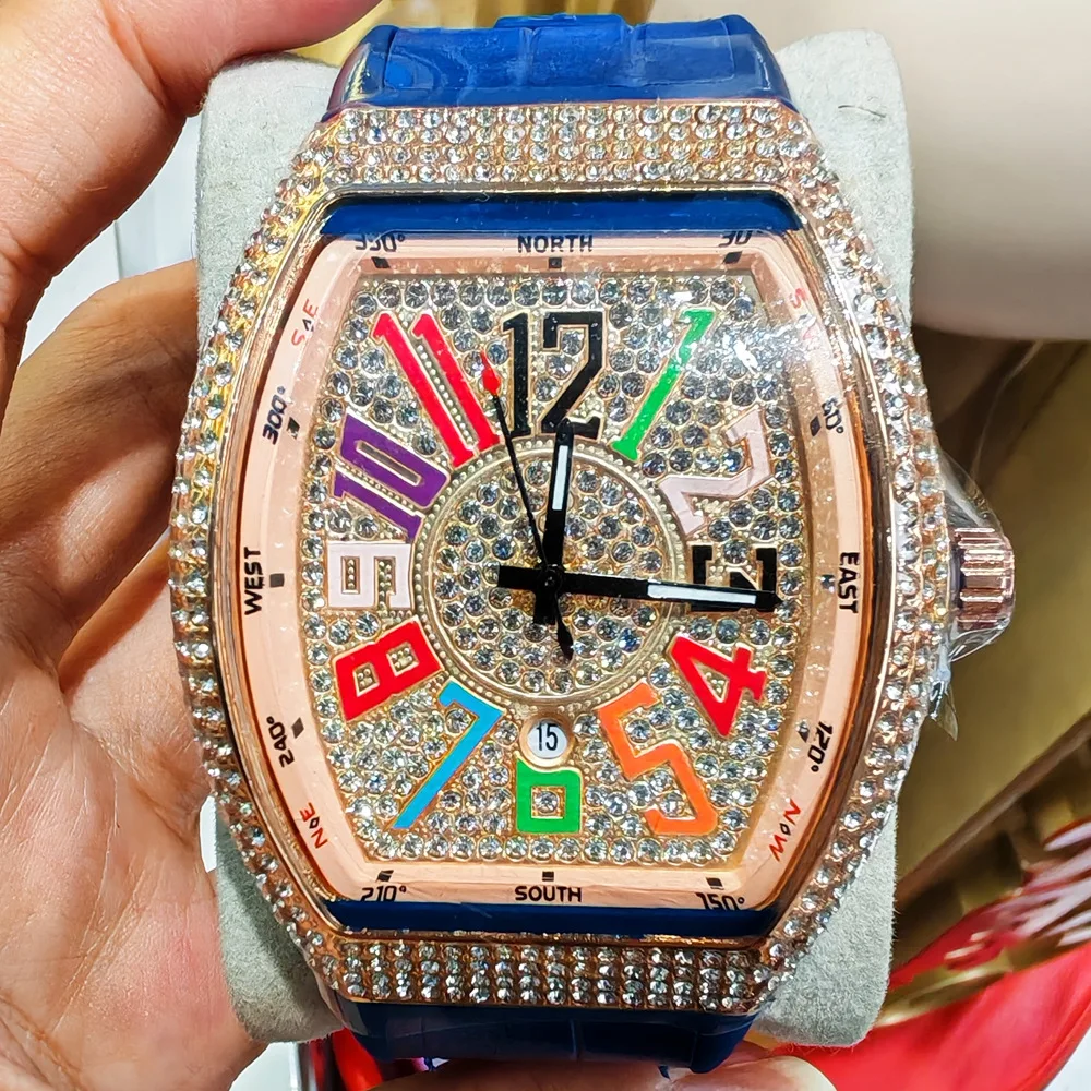 Voll Diamantbesetzte Hochwertige Tonneau Quarz-Uhren für Herren Leder Luxus Metall Sternenhimmel Fassförmige Hip-Hop Männer-Armbanduhr Image