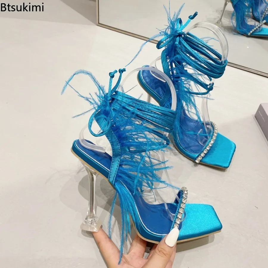 Neue 2026 Damen Sommer Sexy Strass Feder Sandalen Schnürung Knöchelriemen Gladiator Eckige Spitze Dünne Absätze Schuhe Größe 35-41