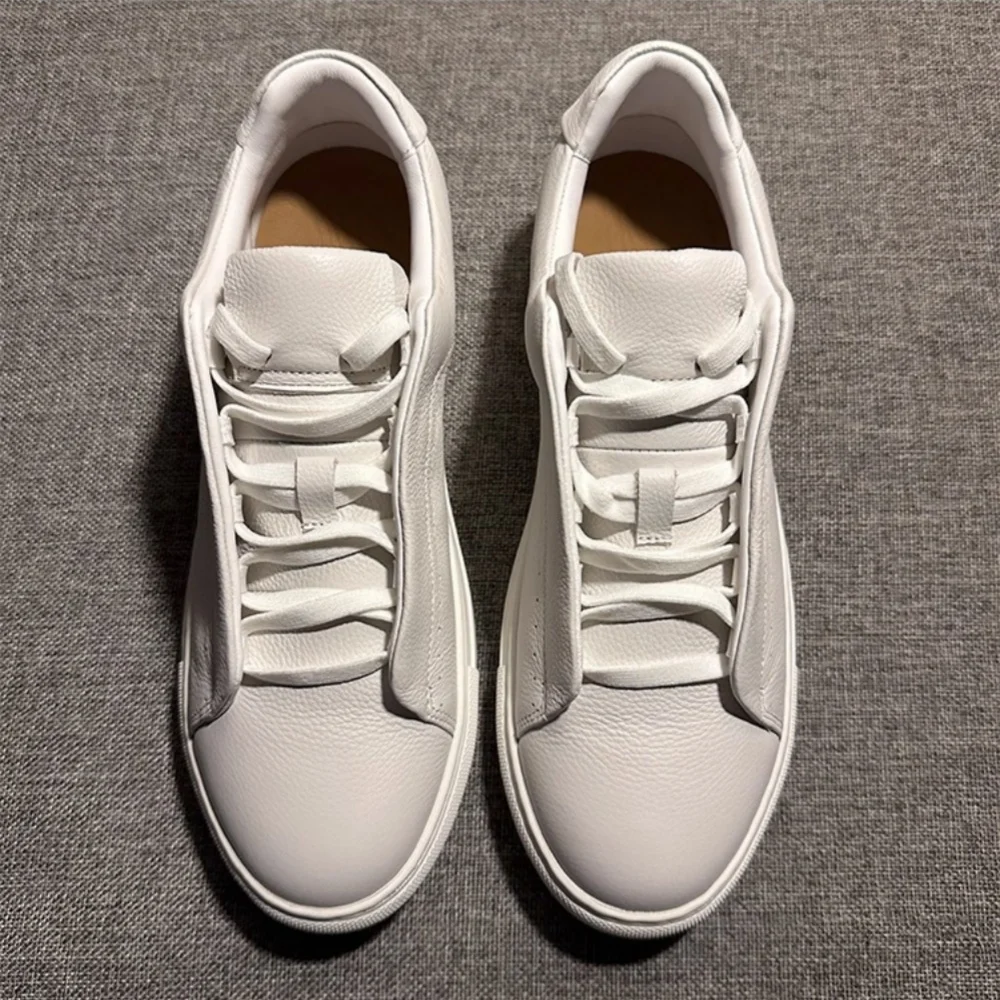 QHCCID Vielseitige Freizeit-Sneaker aus Rindsleder für Herren, bequem, atmungsaktiv, weiß, weiches Rindsleder, trendige Schuhe, Damenschuhe