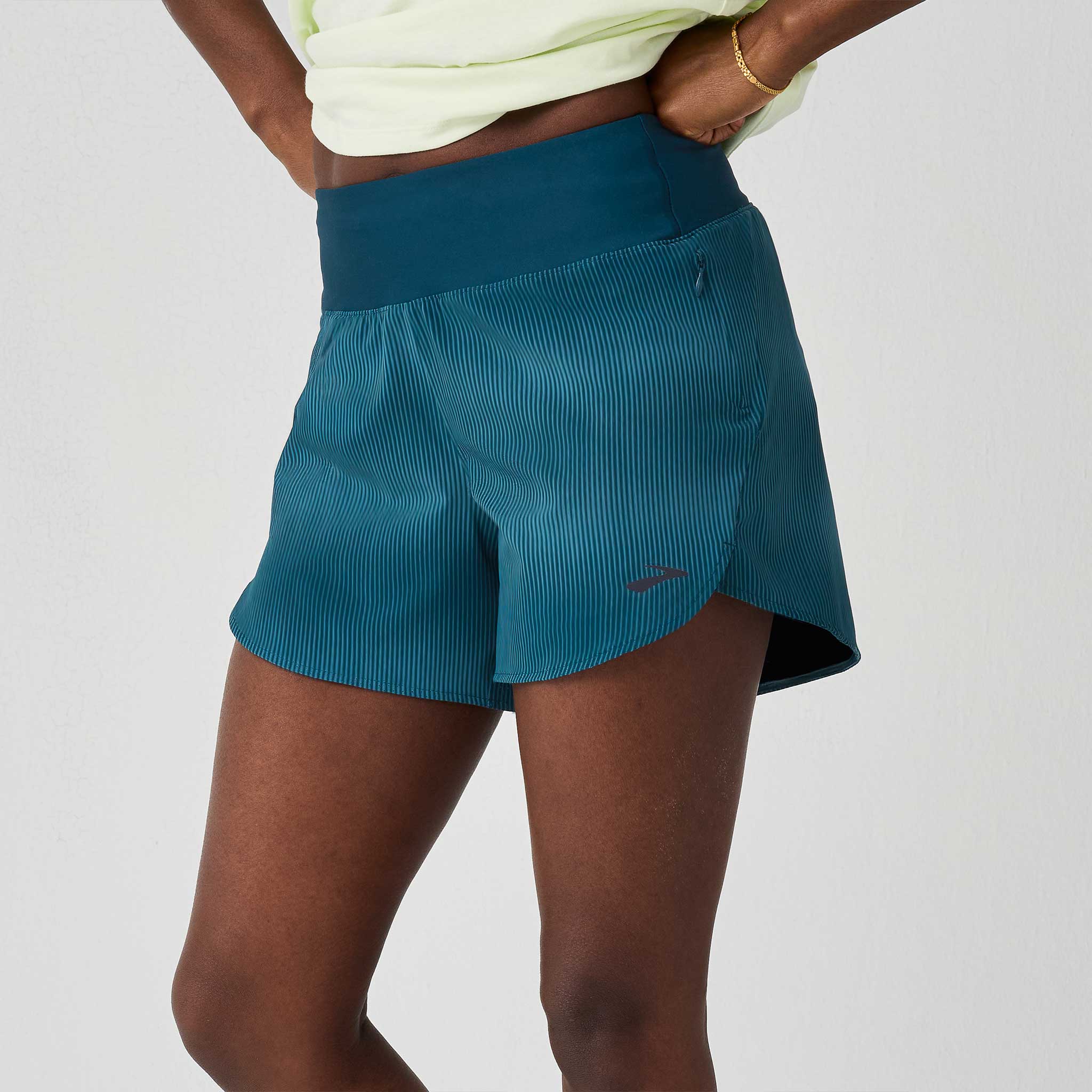 Brooks Chaser 5" Short 2.0 Women's Running Apparel Sonic Cosmic
