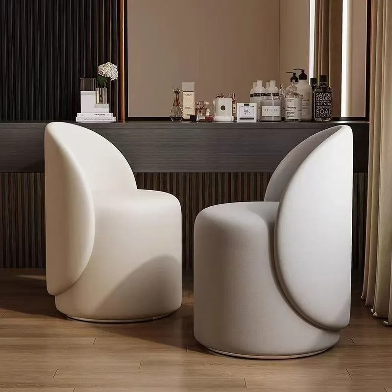 Leichter, luxuriöser nordischer Schminkstuhl, Schlafzimmer-Kommode, Feenhocker, hohe Rückenlehne, Internet-Celebrity-Stil, einfacher runder Hocker für Zuhause, Maniküre-Hocker Image