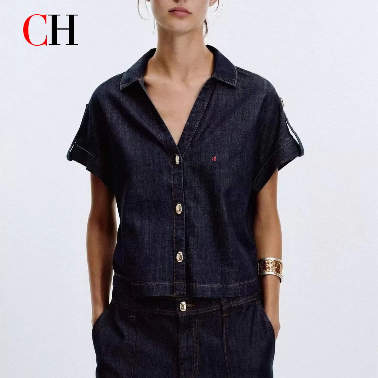 CH Buchstaben-Besticktes Einfarbiges Denim-Kurzarm-Hosen-Set für Damen, Reverskragen, Hohe Taille, Weites Bein, Französischer Stil, Lässiges Outfit Image