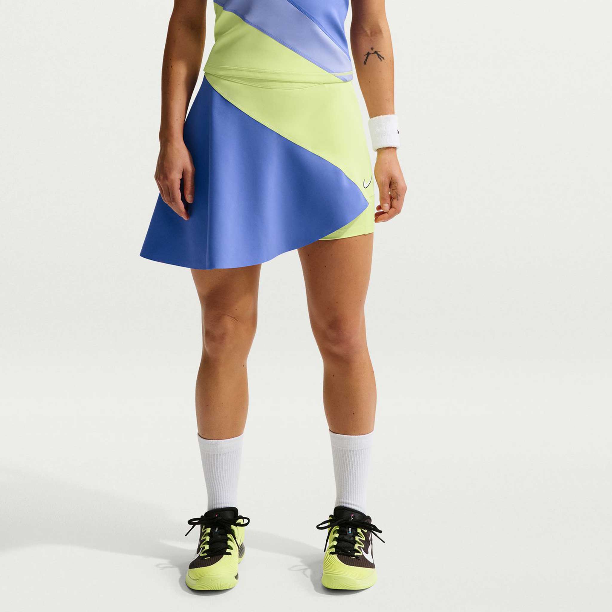 Nike Melbourne Slam High-Waisted Skirt Women's Tennis Apparel Light Lemon Twist/Sapphire