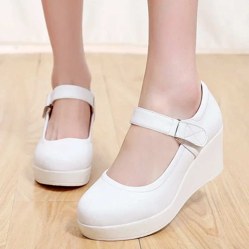 Kleine und große Größen 33-43 Flache Dicksohlige Echtleder-Schuhe Plateau-Pumps 2026 Herbst Damen High Heels Keilabsatz Schuhe Büro