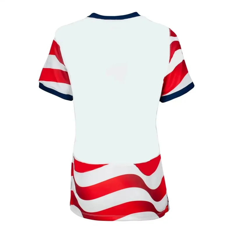 Maillot de football USA 2026 édition fan domicile, respirant et à séchage rapide, disponible en tailles adulte et enfant.