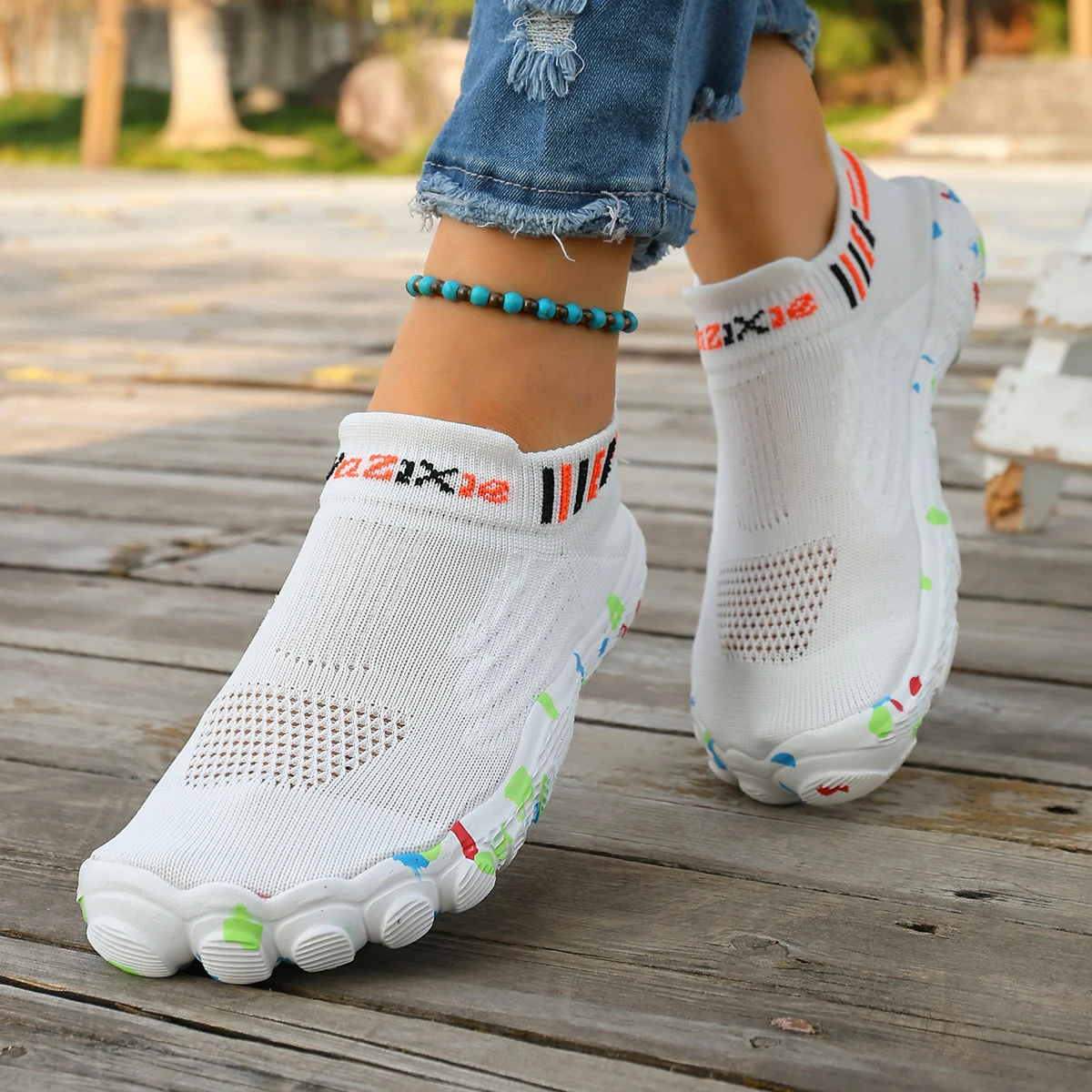 2026 New Five-Finger Shoes for Women, Outdoor Fly-Knit Water Shoes, Beach Shoes, Non-Slip Water Shoes, Swimming Shoes, Hiking Shoes